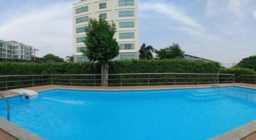The Living-hills Hotel 4*