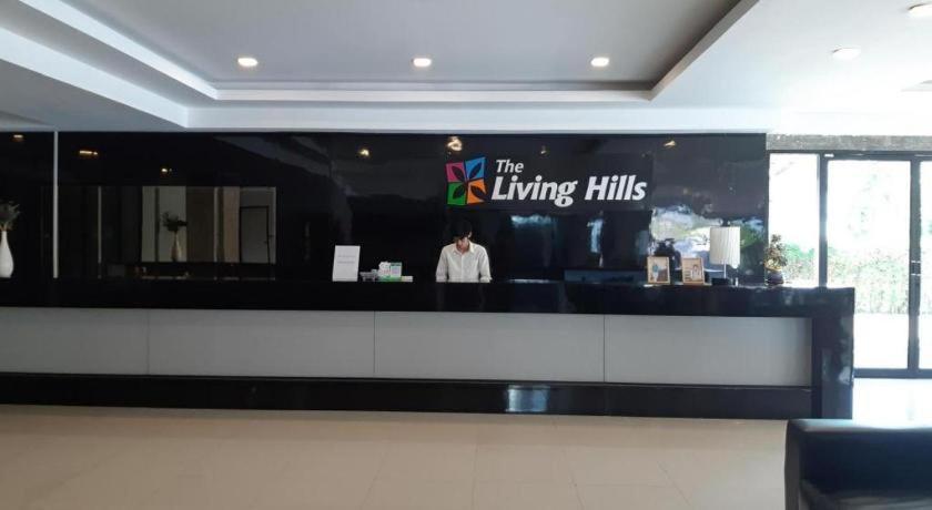The Living-hills 4*