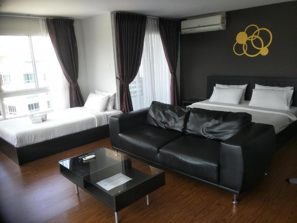 The Living-hills 4*
